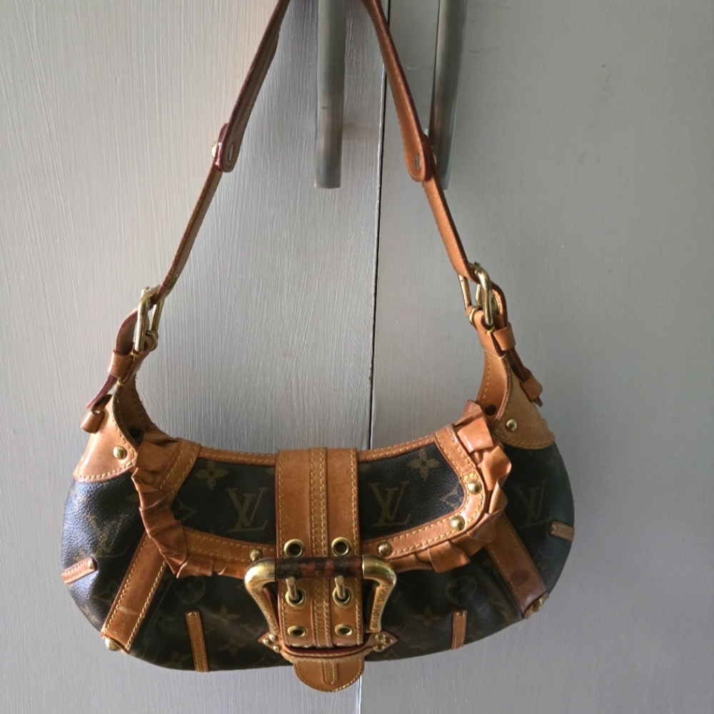 2014 Limited edition lenore with flaws as shown